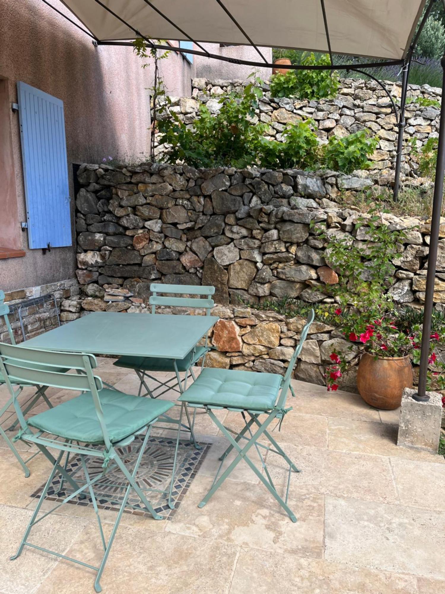 Hauteurs De Toulon : Charmant Studio Piscine Exteriér fotografie